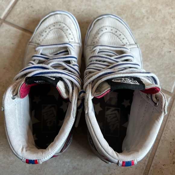 Kids Vans - Picture 5 of 8